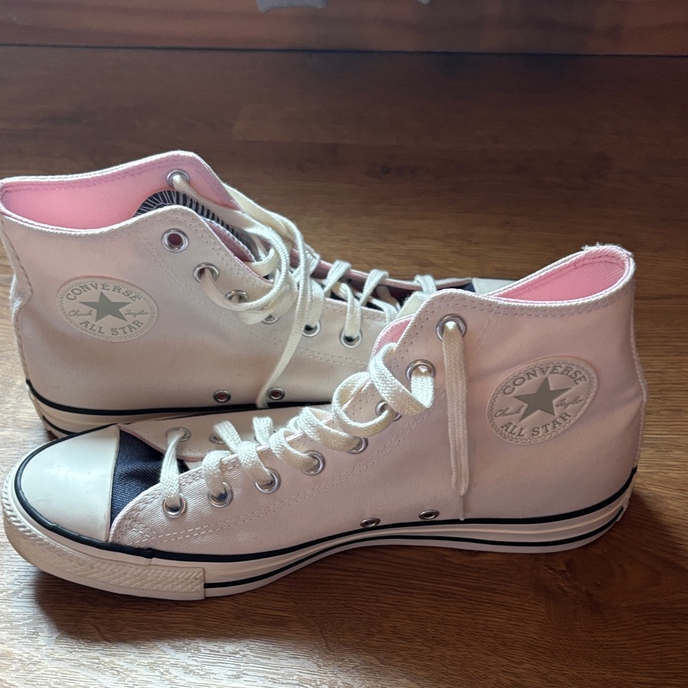Converse Women's Pink and White High-Top Sneakers